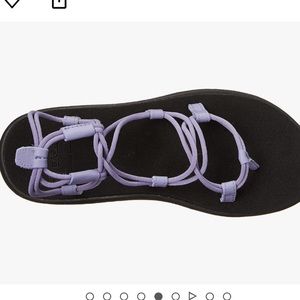 Teva women size 7 sandal blue/black